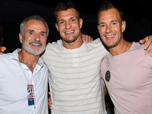 Gordie Gronkowski, Jr. with his brother Rob Gronkowski and father Gordon Gronkowski